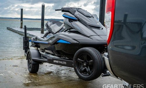 GFAB Alloy Single Black Jet Ski Trailer - front view with Yamaha Wave Runner